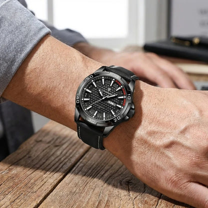 Relógio masculino Poedagar Meridian Black Night em couro, mostrador preto — detalhe do acabamento