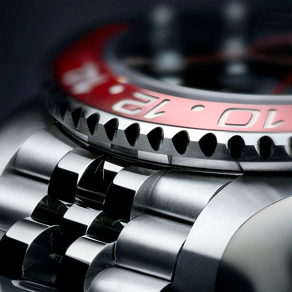 Pagani Design Pantheon Black and Red product photo